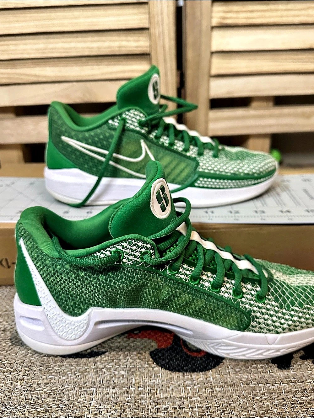 Nike Women's Sabrina 1 TB 'Apple Green' FQ3391-300 Basketball size 8